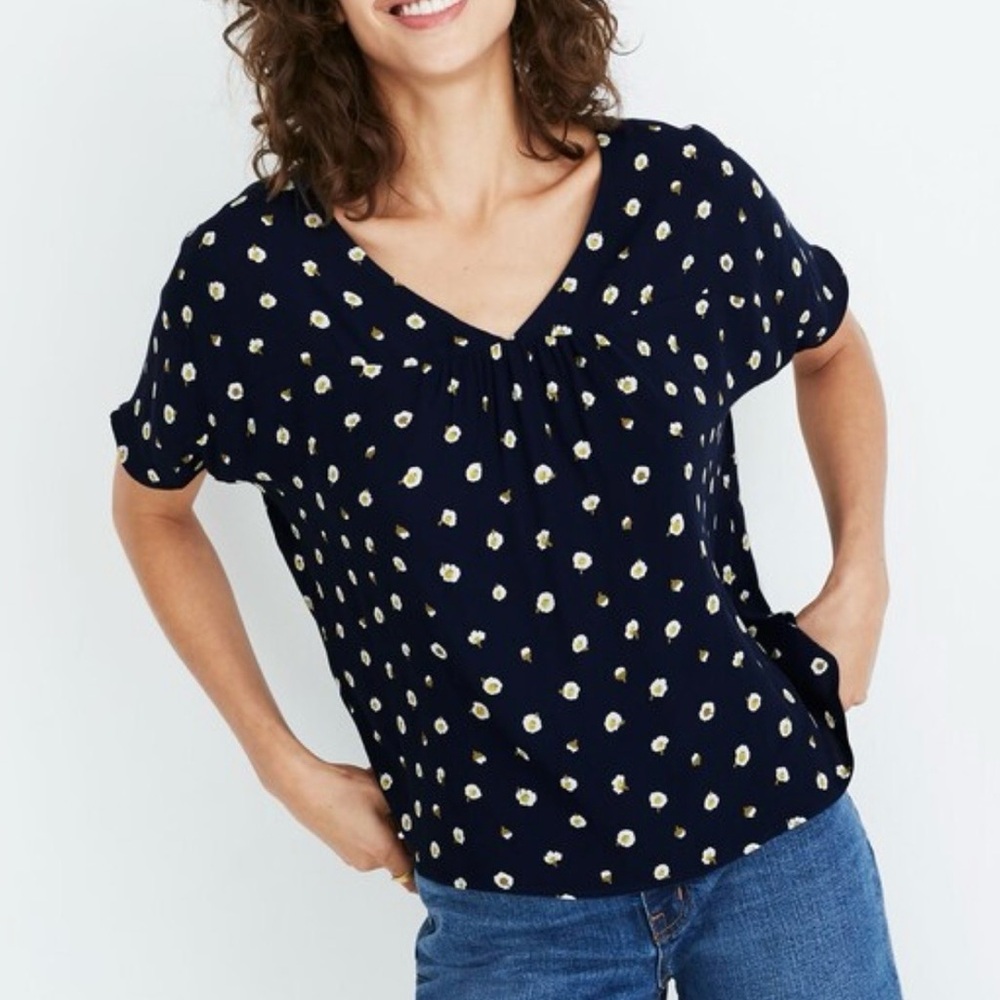 Madewell Swingy Short Sleeve V-Neck Daisy Dot Blouse Top - Dark Navy​